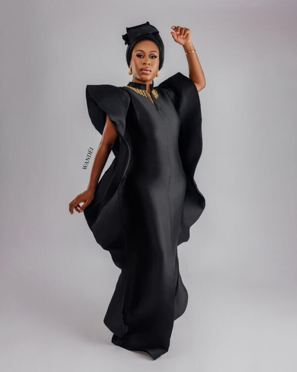 Olóri Dress - Image 4